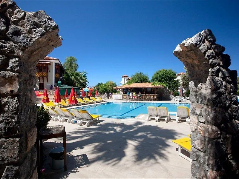 Ova Resort Hotel フェティエ