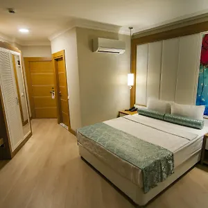 Otel Exelans