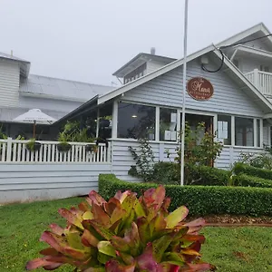 The Manor Hotel Mount Tamborine